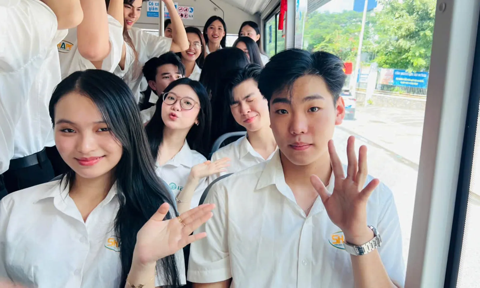 Phát động “Tuần lễ Giao thông xanh năm 2025”, khuyến khích sinh viên sử dụng metro, xe buýt