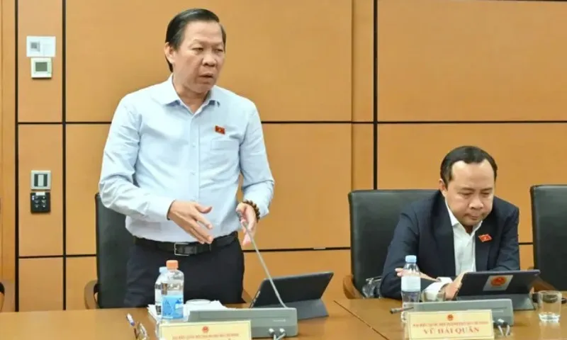 han-van-mai-5421-7012