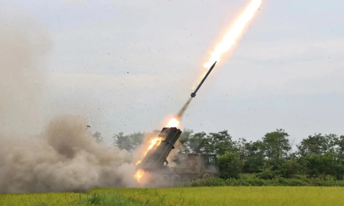 Triều Tiên bắn pháo “đúng nhịp” Bộ trưởng Mỹ thị sát biên giới