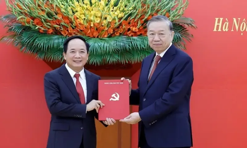 Đại tướng Trịnh Văn Quyết giữ chức Trưởng Ban Tuyên giáo và Dân vận Trung ương