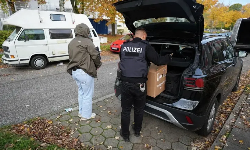 Đức cấm nhóm Hồi giáo Muslim Interaktiv hoạt động, khám xét nhiều địa điểm liên quan