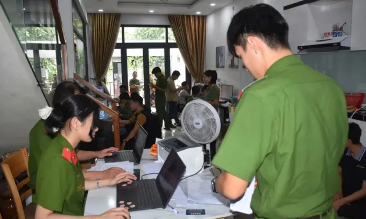 Triệt phá đường dây bán tài khoản mạng xã hội cho ổ lừa đảo ở Campuchia