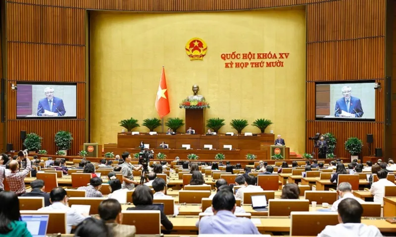Quốc hội thảo luận về 7 dự án luật quan trọng