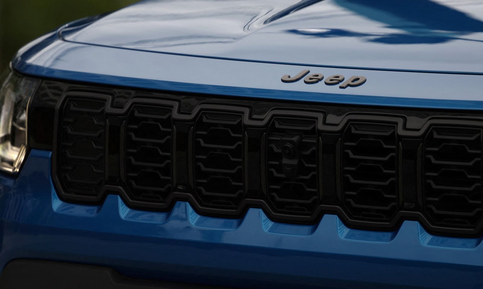 Stellantis triệu hồi 375.000 xe Jeep SUV vì nguy cơ cháy nổ