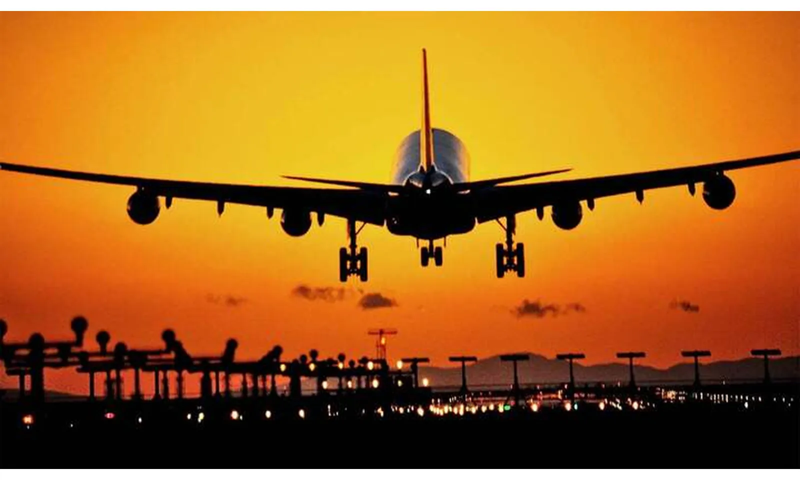 Vì sao chuyến bay từ Tây sang Đông luôn nhanh hơn chiều ngược lại?