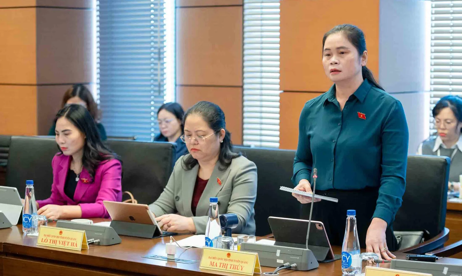 Đề xuất nâng mức giảm trừ gia cảnh cho sinh viên và người khuyết tật trong Luật Thuế TNCN (sửa đổi)