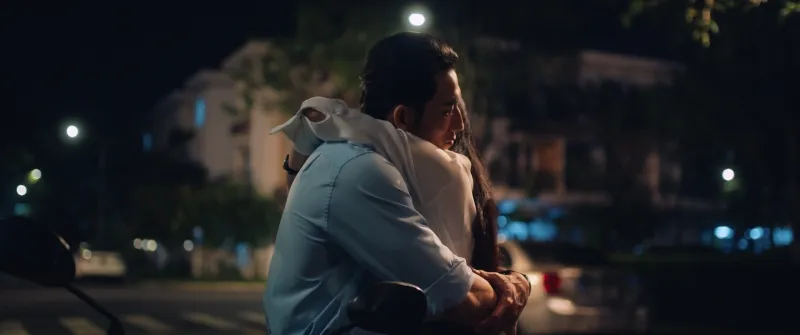 bay-tien-co-chu-de-lua-dao-tung-dan-cast-khung-hua-hen-bung-no-rap-viet 20251107-120958-07