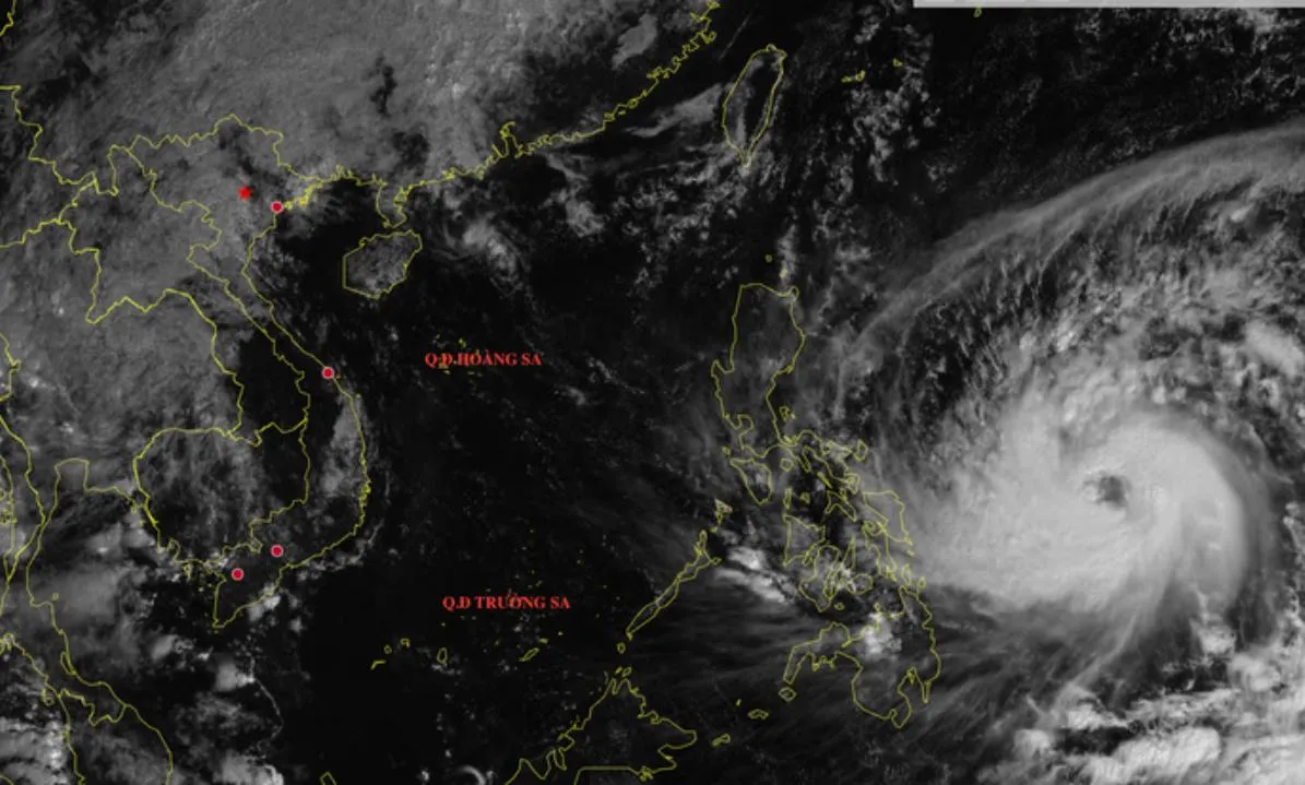 Bão Phượng Hoàng có thể vào Biển Đông ngày 10/11 và trở thành bão số 14