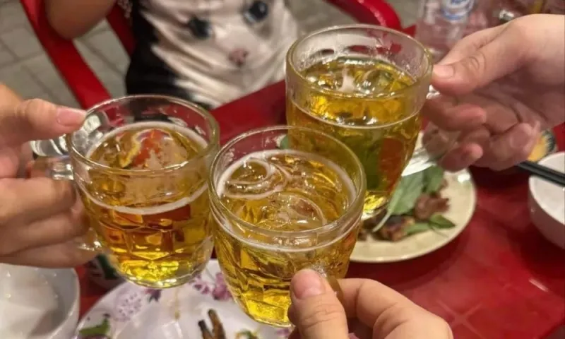 Cảnh báo “tử thần” ẩn mình trên bàn nhậu