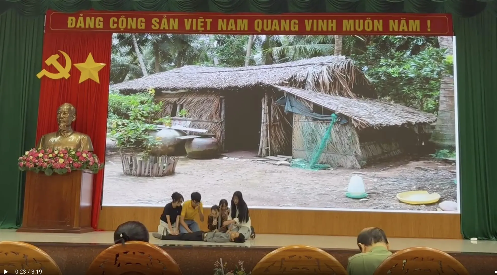 Ảnh màn hình 2025-11-09 lúc 23.07.51