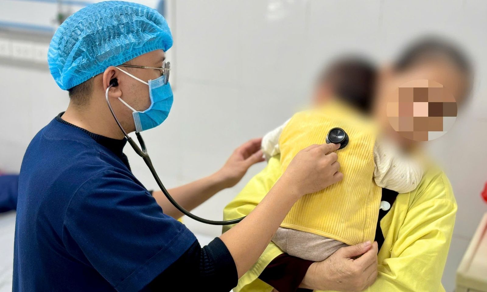 Cảnh báo nguy cơ biến chứng nặng khi trẻ nhỏ nhiễm cúm A