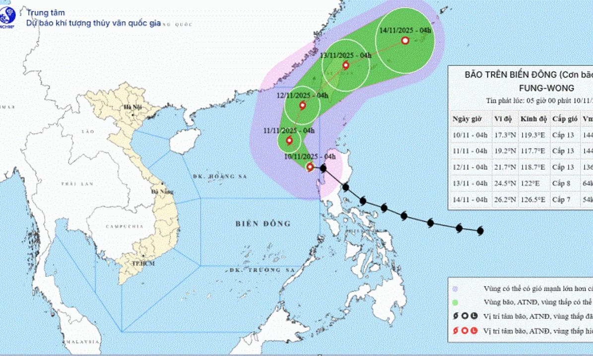 Bão Phượng Hoàng giảm cấp vào biển Đông, trở thành cơn bão số 14