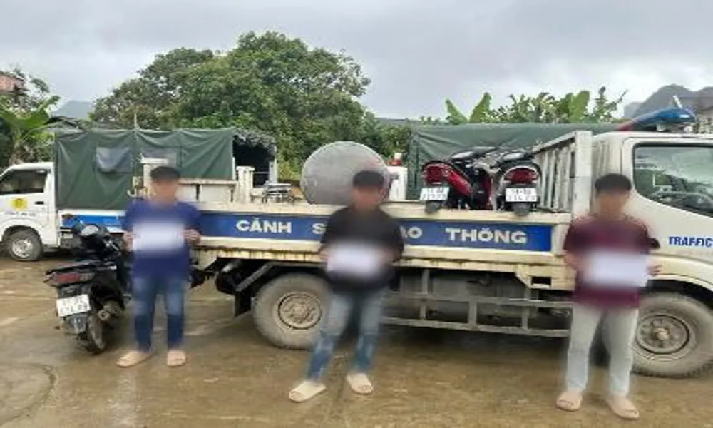 Phụ huynh bị phạt gần 50 triệu vì để con chưa đủ tuổi lái xe máy