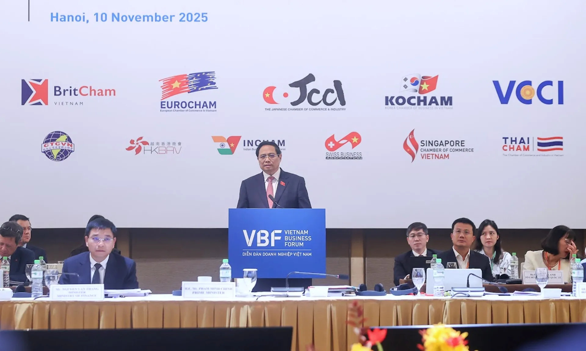 thu-tuong-pham-minh-chinh-101125-1