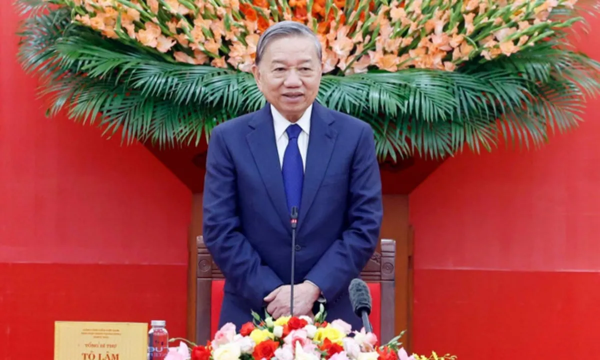 tong-bi-thu-gap-mat-dai-bieu-tieu-bieu-toan-quoc-tham-gia-bao-ve-an-ninh-trat-tu-o-co-so-8