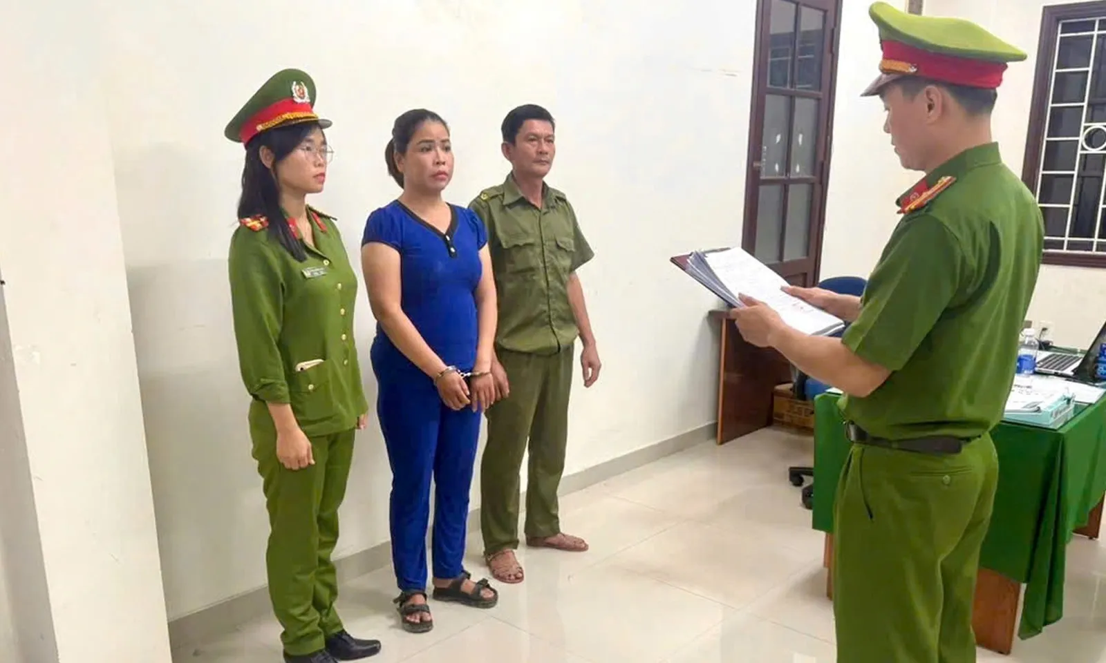 Nữ đạo chích bị bắt sau 3 giờ trộm xe máy