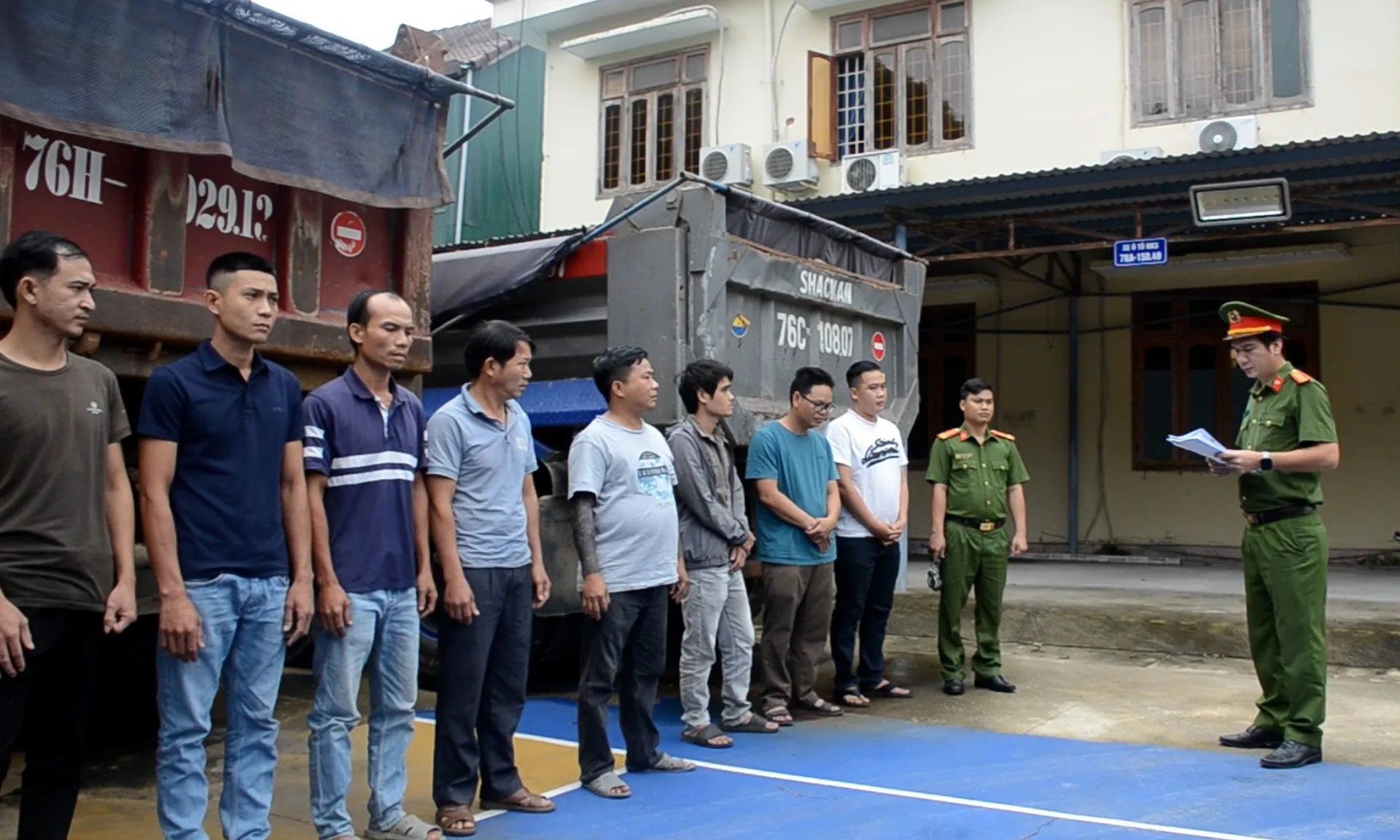 khai-thac-cat-1211251