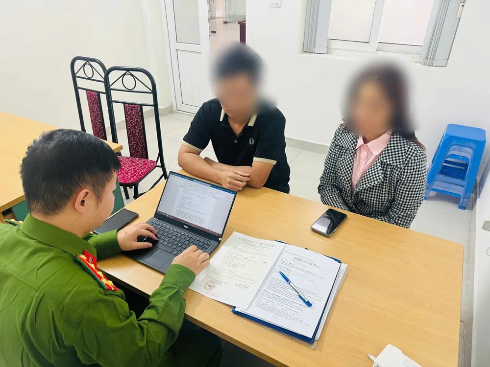 ks-17628633579752041579654-s