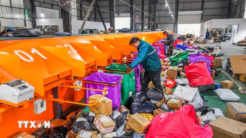 mua-sam-ngay-doc-than