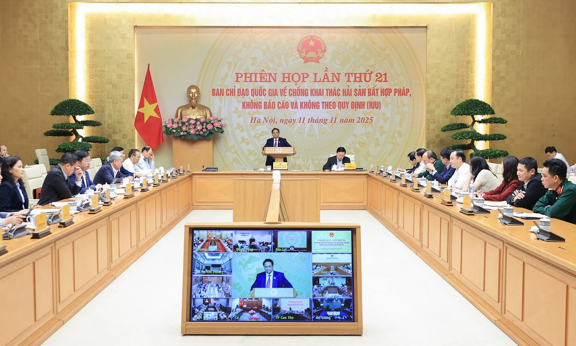 thu-tuong-pham-minh-chinh-121125-1