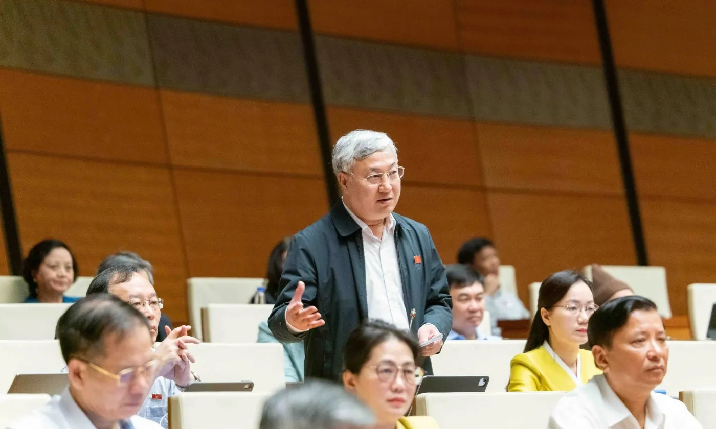 202511130927266437_z7218482308130_d88c759af33ff016c188b1b9dbd03bc3