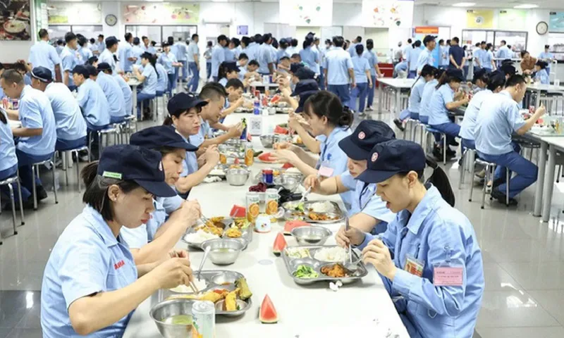 bữa cơm công đoàn