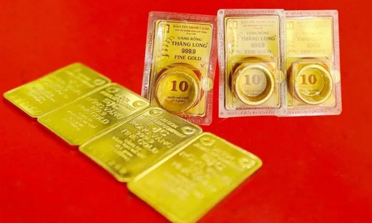 Giá vàng lập kỷ lục mới, vượt 154 triệu đồng/lượng