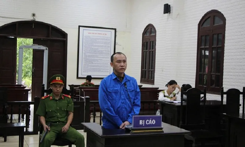 12 năm tù cho kẻ “nổ” quen Chánh án TAND TPHCM, lừa chạy án chiếm đoạt 645 triệu đồng