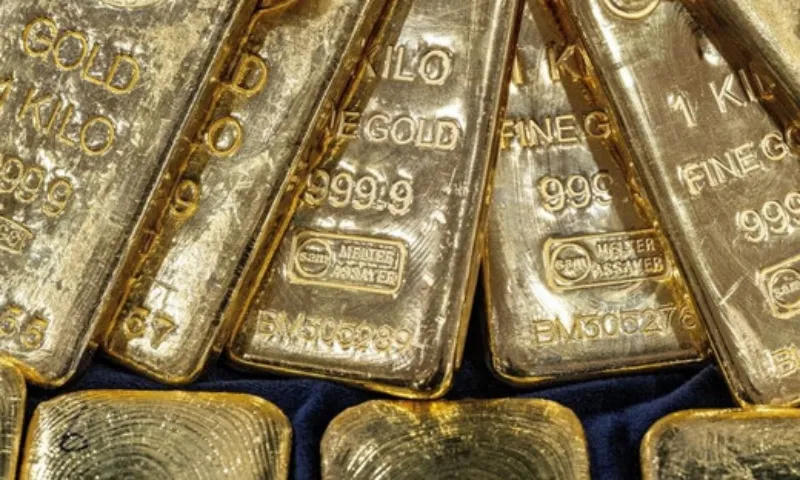 Giá vàng tăng mạnh do kỳ vọng Fed cắt giảm lãi suất