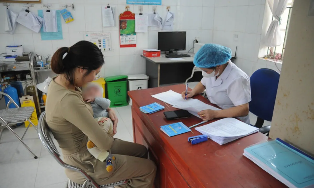 Bộ Y tế phát động “chiến dịch lá chắn” chống virus bại liệt