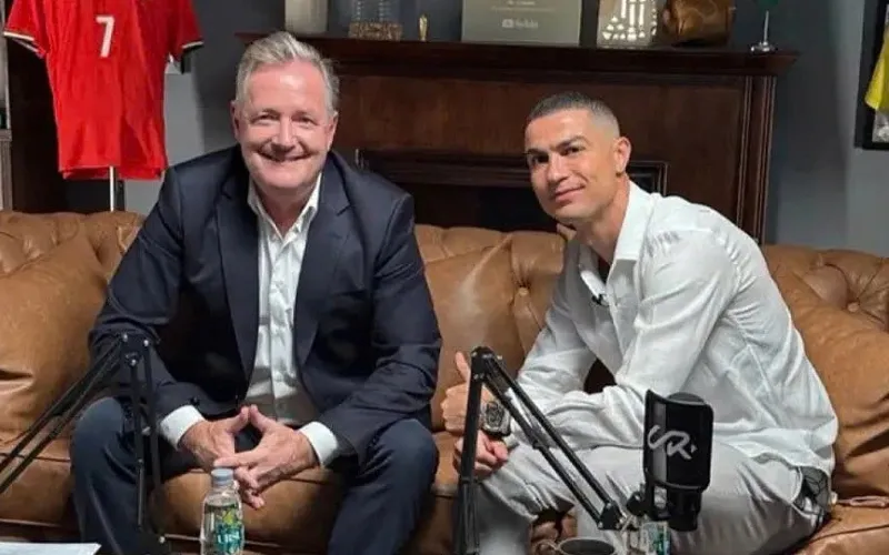 Piers Morgan lên tiếng bảo vệ Ronaldo