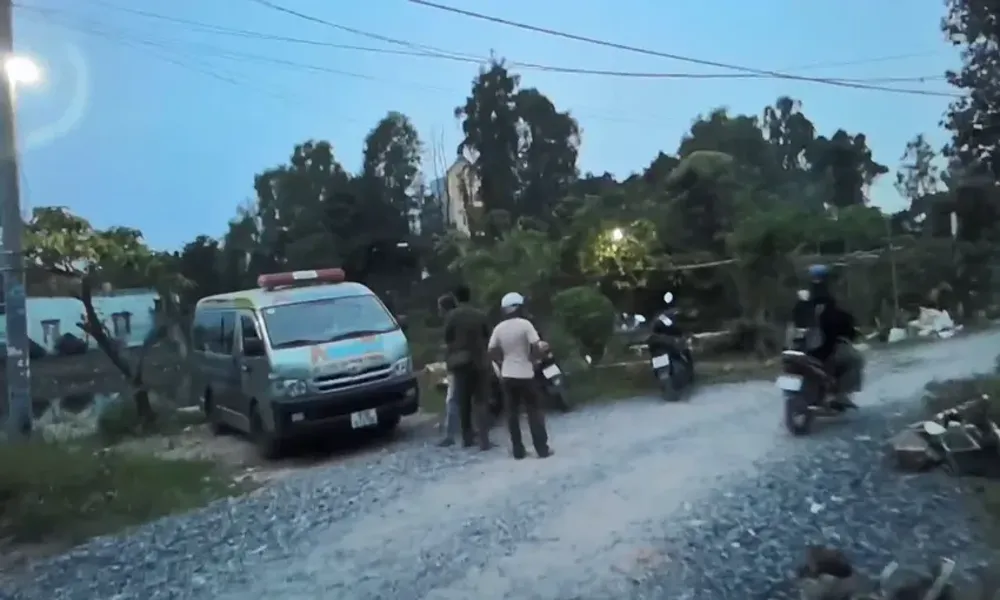 Chết đuối khi nô đùa dưới cầu Đô