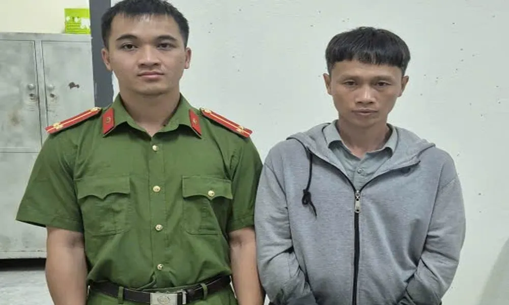 Nghi phạm đâm người ra đầu thú sau hai ngày bỏ trốn