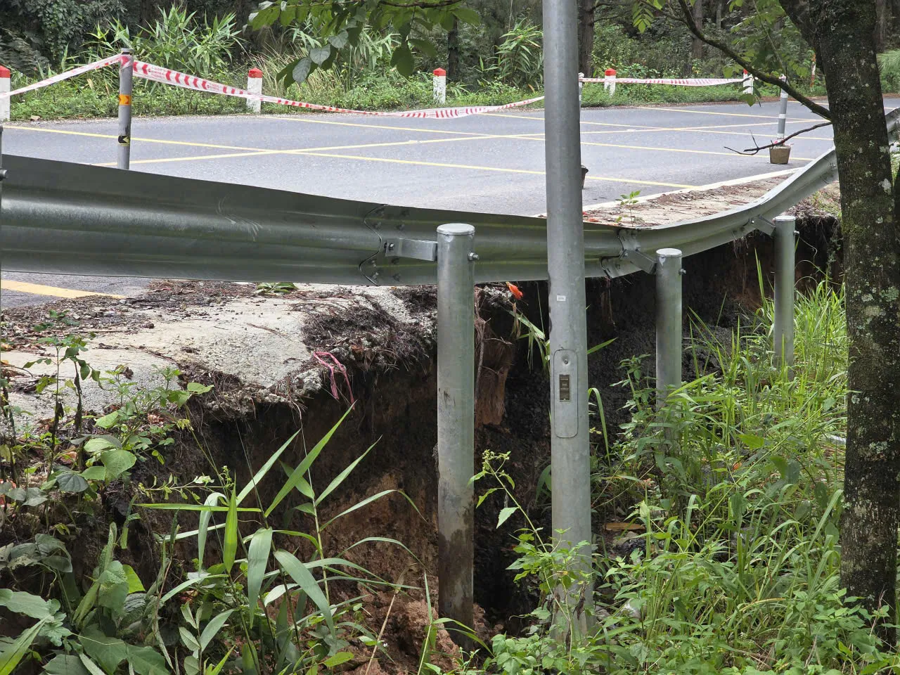 1-17634653323521848994926