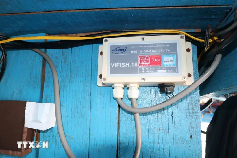 thiet-bi-giam-sat-hanh-trinh-khai-thac-thuy-san-2405