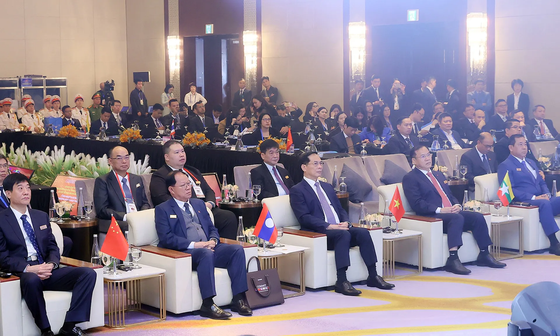 ptt-bui-thanh-son-191125-1