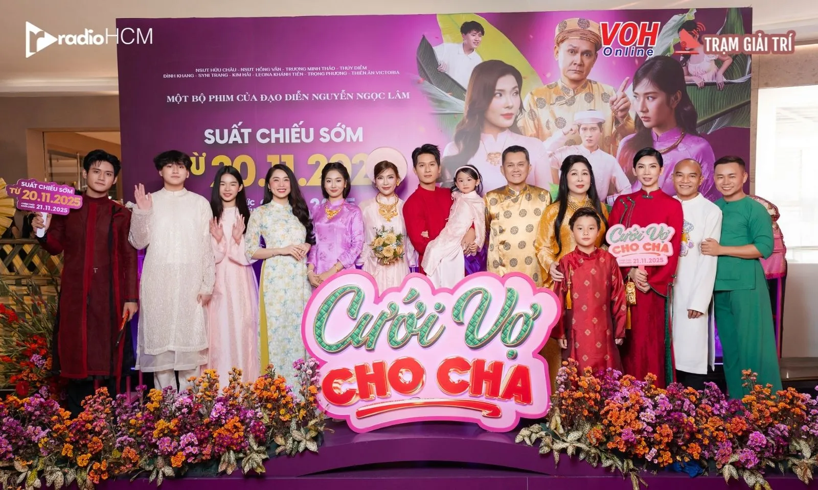 Cưới Vợ Cho Cha tái hiện đám cưới chuẩn miền tây tại buổi công chiếu phim