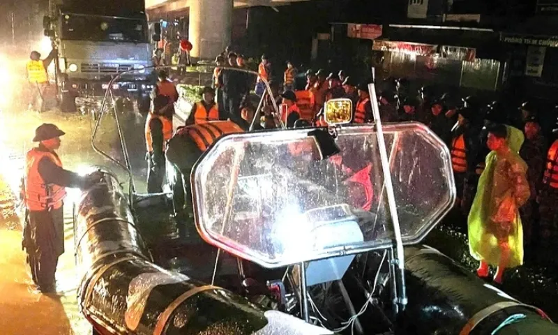 Lũ sông Cái Phan Rang vượt báo động 3