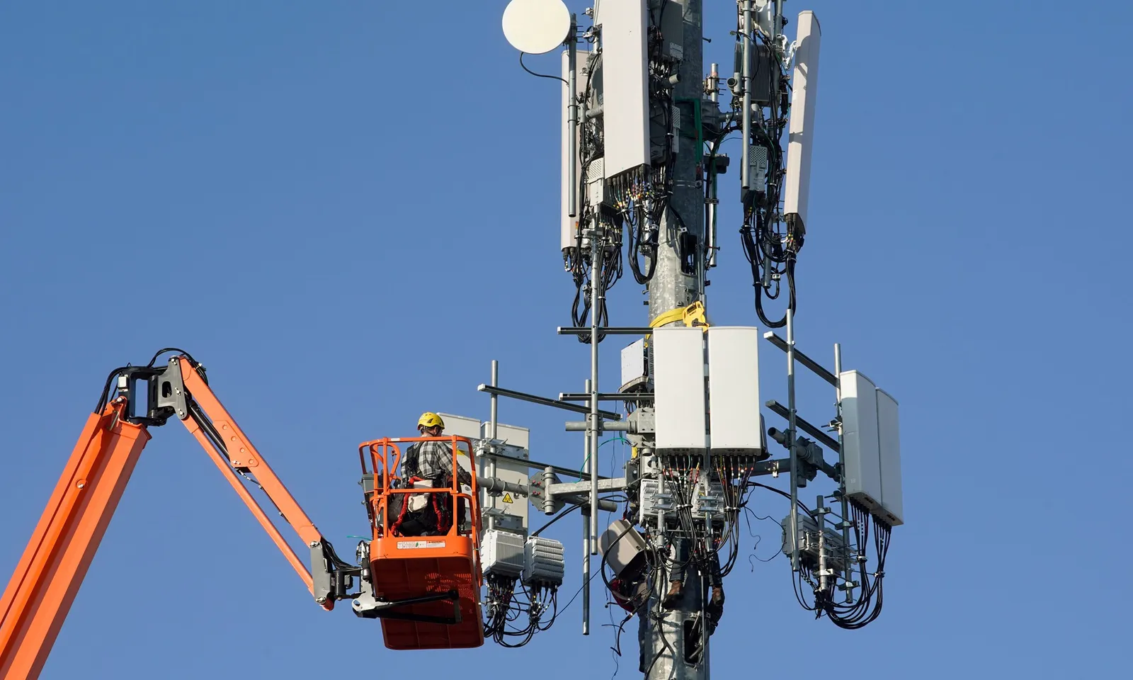 Một nhà mạng tại Mỹ cắt giảm hơn 13.000 việc làm