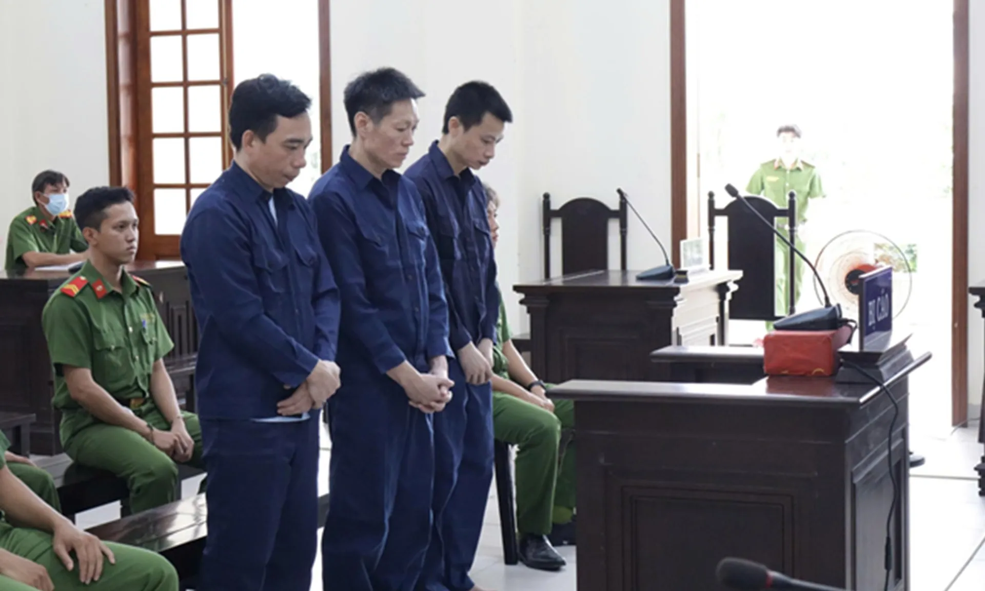 cong-an-can-tho-201125