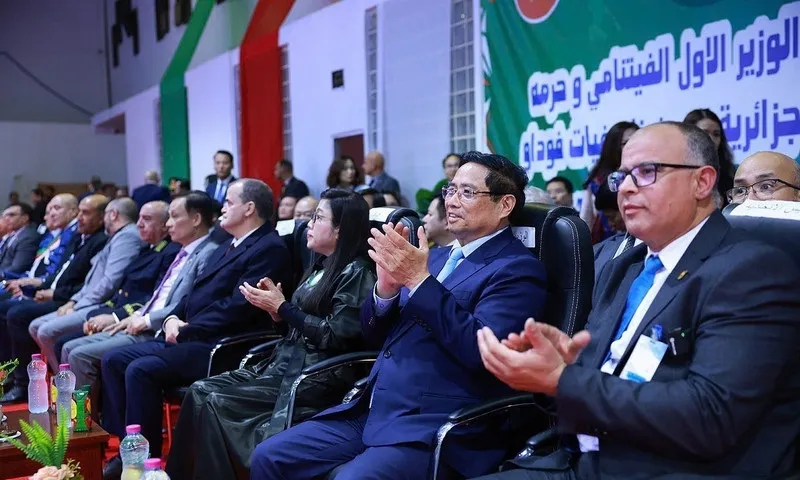 Thủ tướng Phạm Minh Chính thăm Liên đoàn Vovinam Algeria, kết thúc chuyến thăm chính thức Algeria