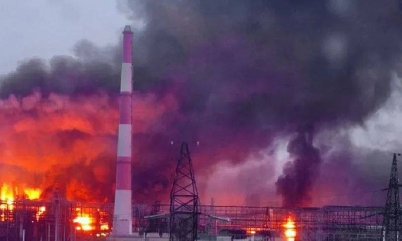 Kế hoạch hòa bình Ukraine của Mỹ: “Lộ trình chấm dứt chiến sự hay thỏa thuận đầu hàng?”