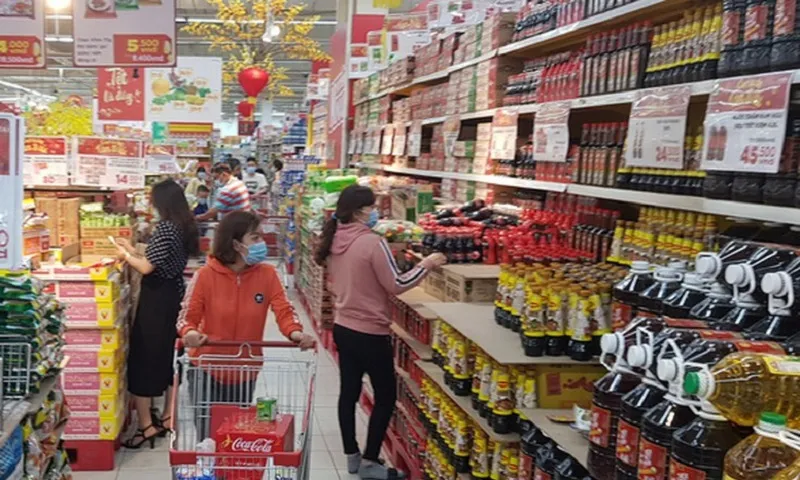 Kiểm soát lạm phát, bảo đảm cung ứng hàng hóa dịp cuối năm