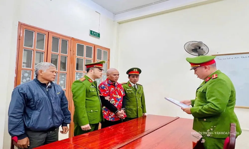 Công an Sơn La xử lý nghiêm vụ lạng lách, đánh võng, gây rối trật tự