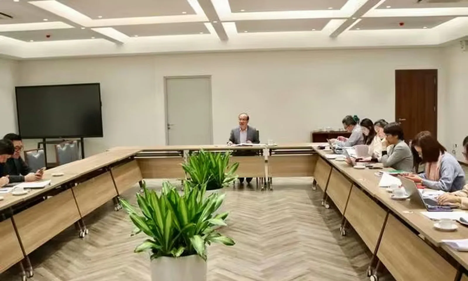 Đề xuất tăng mức phạt hành vi ngoại tình lên tối đa 10 triệu đồng