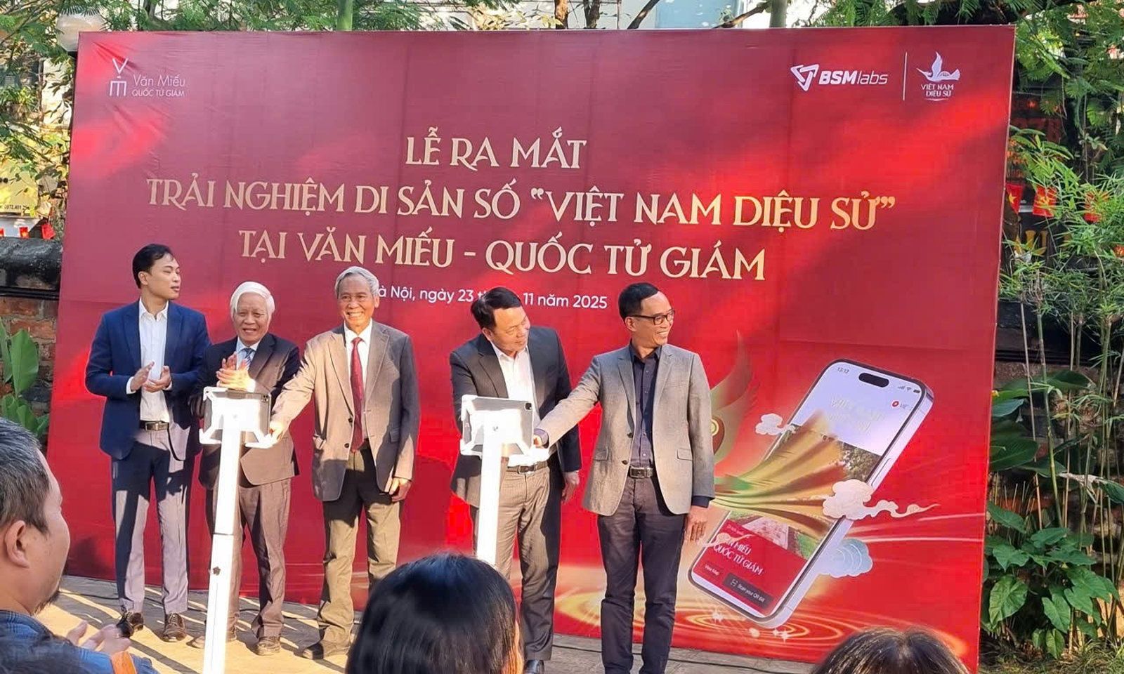 Ra mắt trải nghiệm di sản số