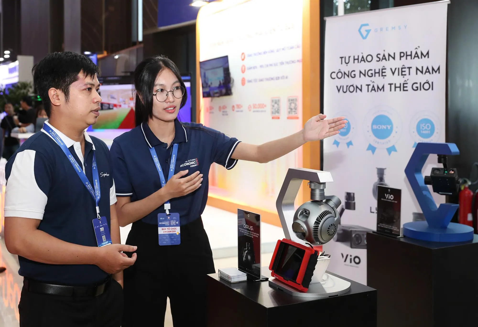 z725967880641427699a44cbb7ec579f0f3f2d21a4d299-1764043827108398781153