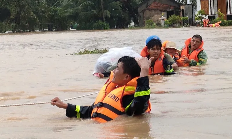 Điểm tin sáng 26/11: Khánh Hòa chuẩn bị sơ tán dân trước nguy cơ bão 