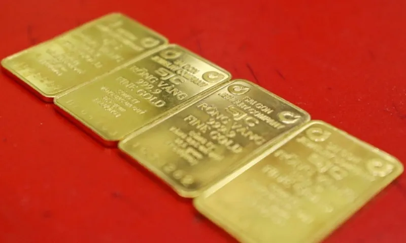Giá vàng trong nước tiếp tục tăng mạnh