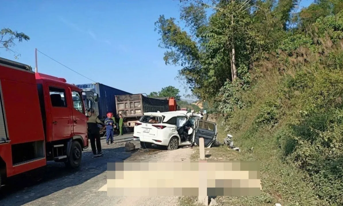 Thủ tướng yêu cầu điều tra, xử lý nghiêm vụ tai nạn nghiêm trọng tại Lạng Sơn